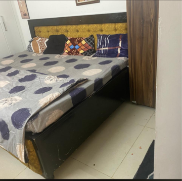 Bedroom in 3 BHK Apartment at Barnala Green Lotus Avenue, Nagla Road – for Rent