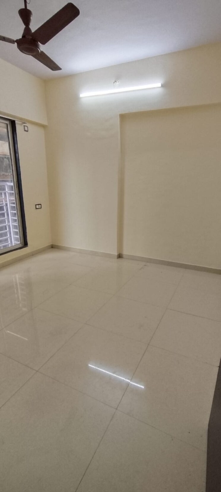 Living Room, bhandup west 1.5 Bedroom 500 Sq.Ft. Apartment In Bhandup West Mumbai 9185484