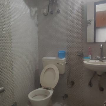 Bathroom in 3 BHK Builder Floor at Malviya Nagar – for Rent