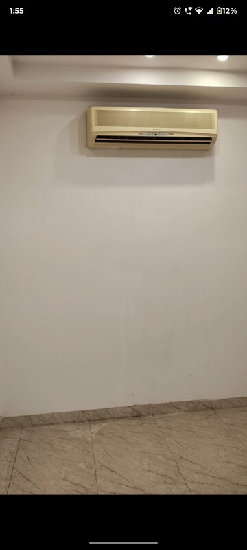 Room in 2 BHK Builder Floor at Saket – for Rent