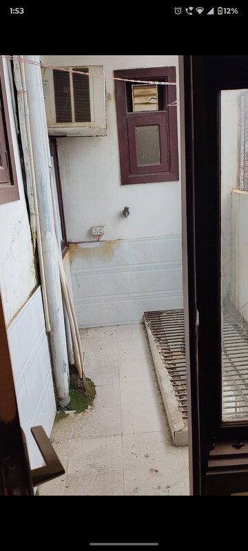 Balcony in 2 BHK Builder Floor at Saket – for Rent