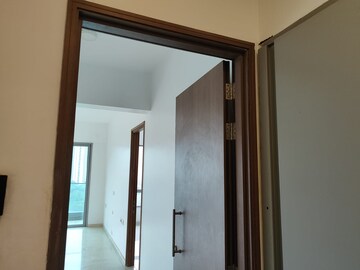 Building Lobby in 4 BHK Apartment at Kalpataru Immensa, Kolshet Road – for Sale