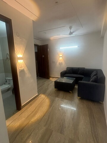 Living Room in 1.5 BHK Builder Floor at Neb Sarai – for Rent