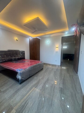 Bedroom in 1.5 BHK Builder Floor at Neb Sarai – for Rent