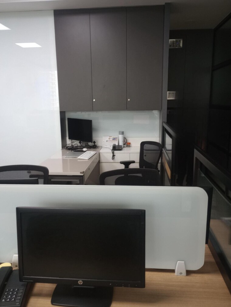 Team Area, kohinoor-square-phase-2 Commercial Office Space 2300 Sq.Ft. In Dadar West Mumbai 9185511