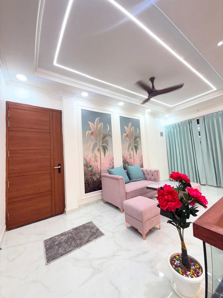 Bedroom, sirsi road 6 Bedroom 240 Sq.Yd. Independent House In Sirsi Road Jaipur 9185527