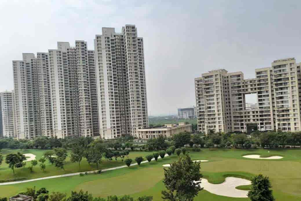 3 BHK + Servant Room,Study Room Apartment For Sale in Jaypee Imperial Court