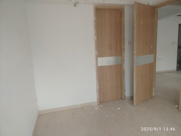 Room in 2 BHK Apartment at Worli – for Rent