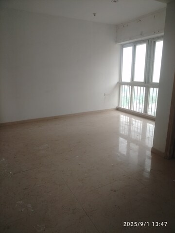 Room in 2 BHK Apartment at Worli – for Rent