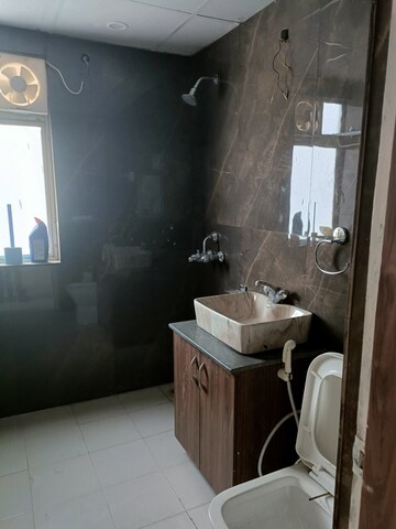 Master Bedroom in 3 BHK Apartment at Amrapali Silicon City, Sector 76 – for Rent