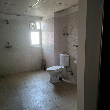 Bathroom in 3 BHK Apartment at Gardenia Gateway, Sector 75 – for Sale