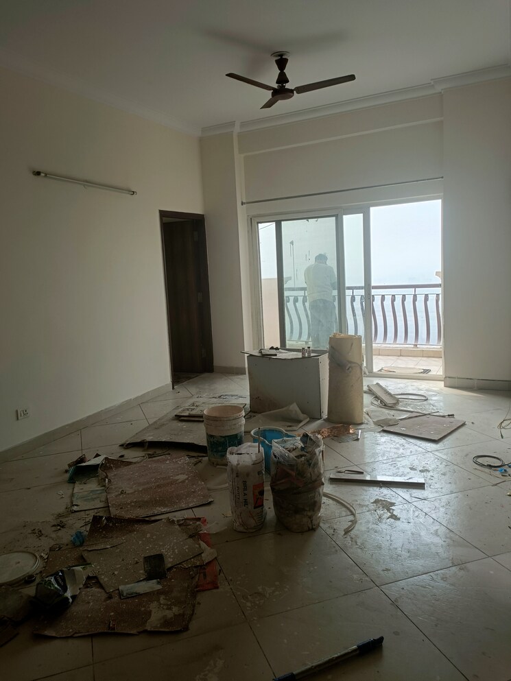 Room, gardenia-gateway 3 Bedroom 1700 Sq.Ft. Apartment In Sector 75 Noida 9185560