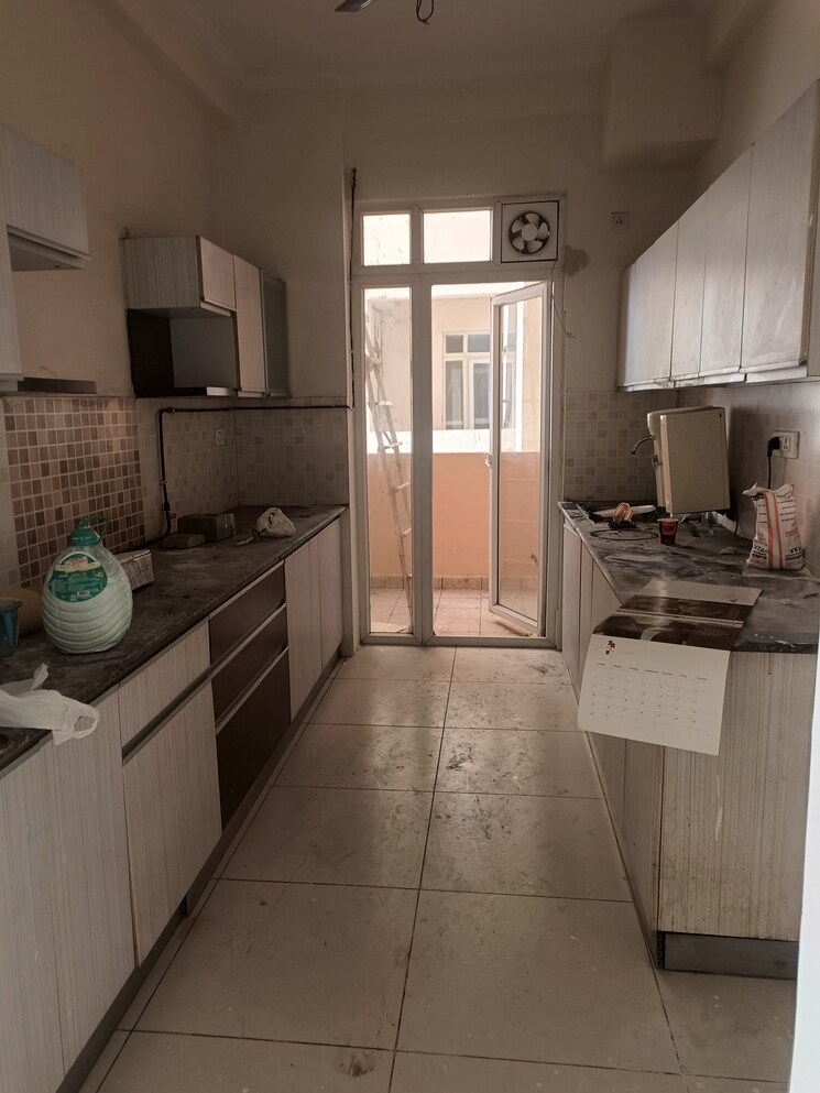 Kitchen, gardenia-gateway 3 Bedroom 1700 Sq.Ft. Apartment In Sector 75 Noida 9185560