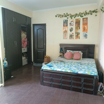 Bedroom in 3 BHK Apartment at Gardenia Gateway, Sector 75 – for Sale