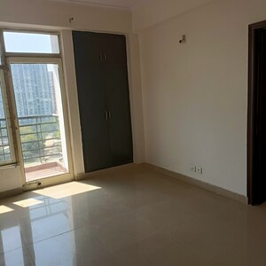 Room in 3 BHK Apartment at Gardenia Gateway, Sector 75 – for Sale