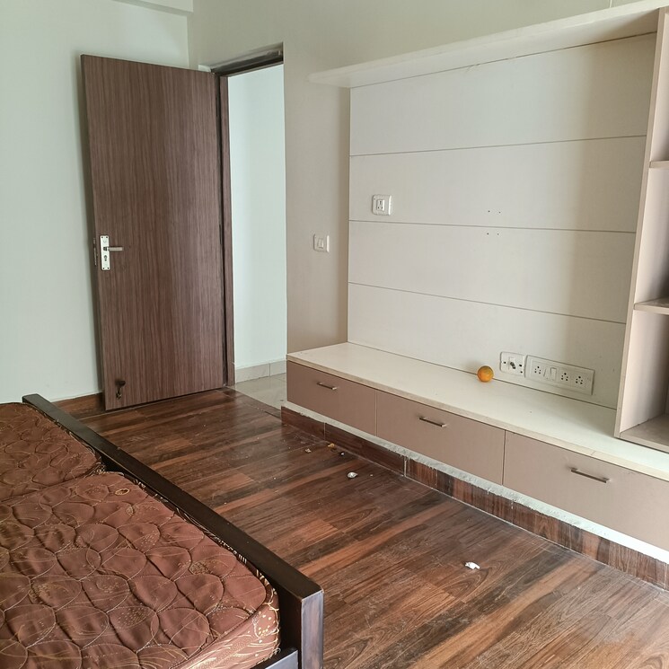 Room, gardenia-golf-city 3 Bedroom 1350 Sq.Ft. Apartment In Sector 75 Noida 9185565