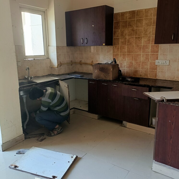 Kitchen, gardenia-golf-city 3 Bedroom 1350 Sq.Ft. Apartment In Sector 75 Noida 9185565