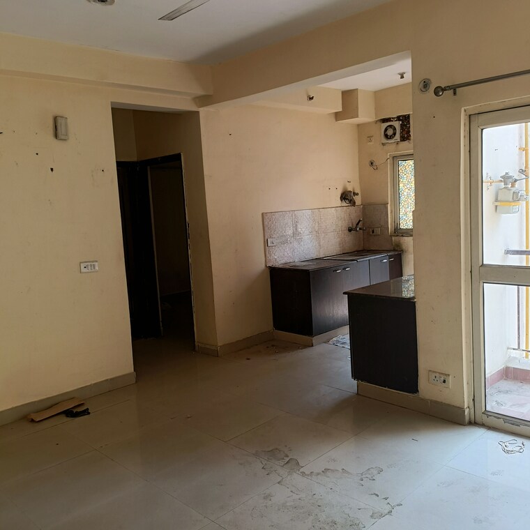 Room, gardenia-golf-city 3 Bedroom 1350 Sq.Ft. Apartment In Sector 75 Noida 9185565