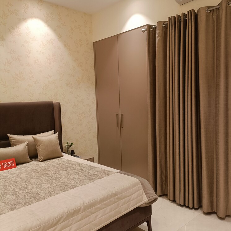 Bedroom, amrapali-crystal-homes 3 Bedroom 1700 Sq.Ft. Apartment In Sector 76 Noida 9185566