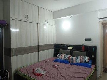 Bedroom in 2 BHK Apartment at Supertech Cape Town, Sector 74 – for Rent