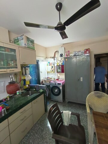Team Area in 2 BHK Apartment at Sagar Garden, Mulund West – for Rent