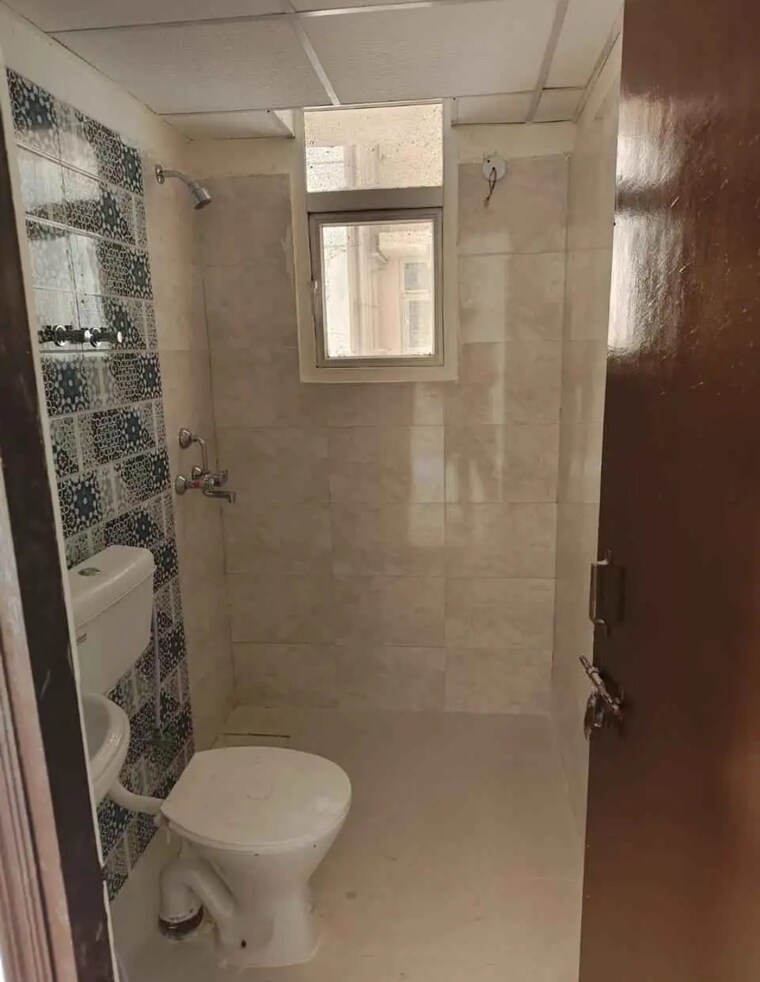 Bathroom, signature-global-proxima 2 Bedroom 685 Sq.Ft. Apartment In Sector 89 Gurgaon 9185590