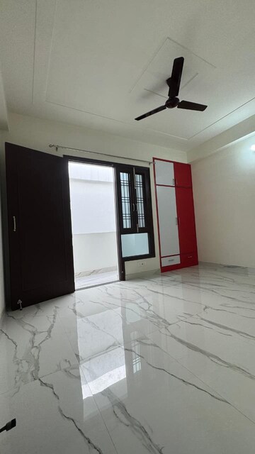 Room in 1 BHK Builder Floor at Chattarpur – for Rent