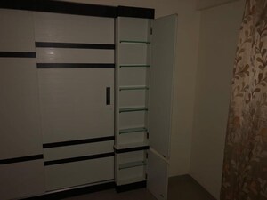 Room in 1 BHK Apartment at Unnathi Woods Phase 3, Ghodbunder Road – for Sale