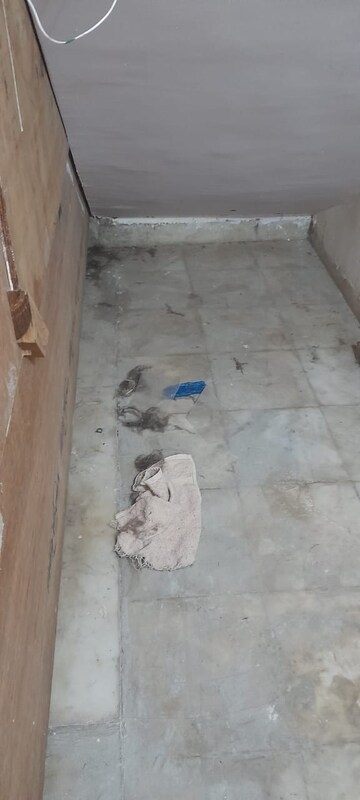 Bathroom in 1 BHK Apartment at Raunak Unnathi Woods Phase 3, Ghodbunder Road – for Sale