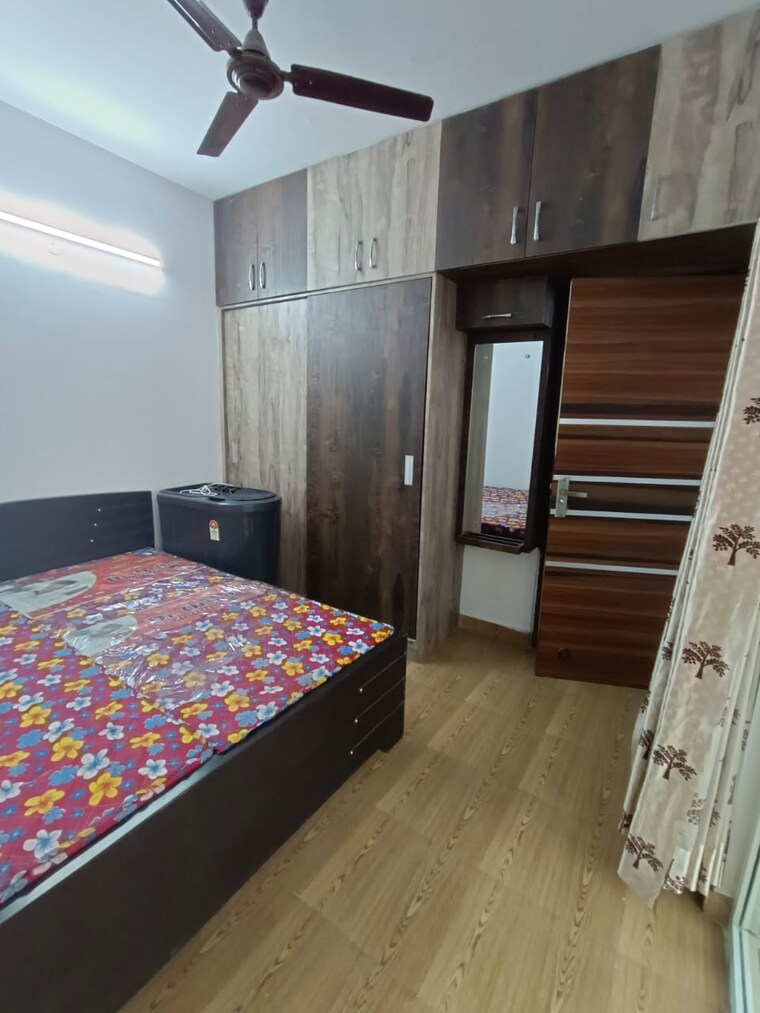 Bedroom, tulip-lemon 2 Bedroom 526 Sq.Ft. Apartment In Sector 69 Gurgaon 9185618