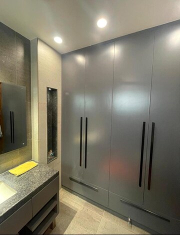 Building Lobby in 3 BHK Villa at Sector 55 – for Rent