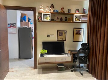 Team Area in 3 BHK Villa at Sector 55 – for Rent