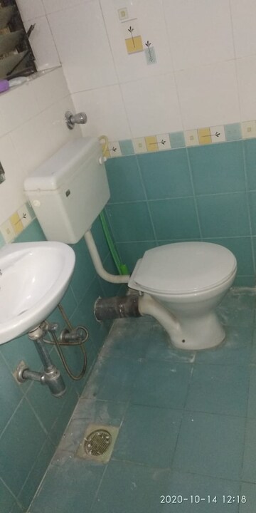 Bathroom in 3 BHK Apartment at Pinnac River Dale Residency, Karve Nagar – for Rent