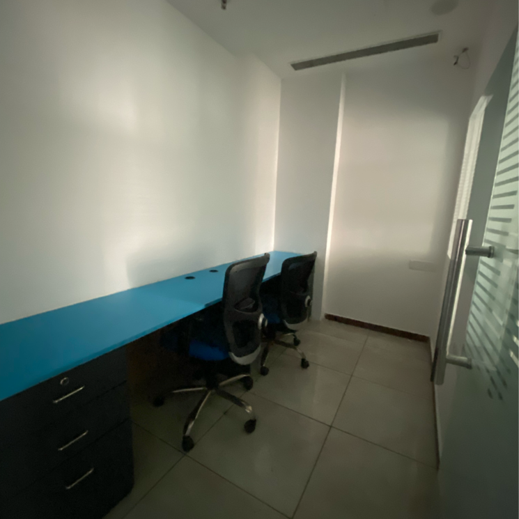 Team Area, logix-technova Commercial Office Space 800 Sq.Ft. In Sector 132 Noida 9185632