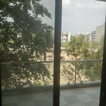 Balcony in 1 BHK Builder Floor at Sector 9 – for Rent