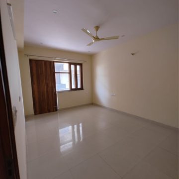 1 BHK Builder Floor For Rent in Sector 9