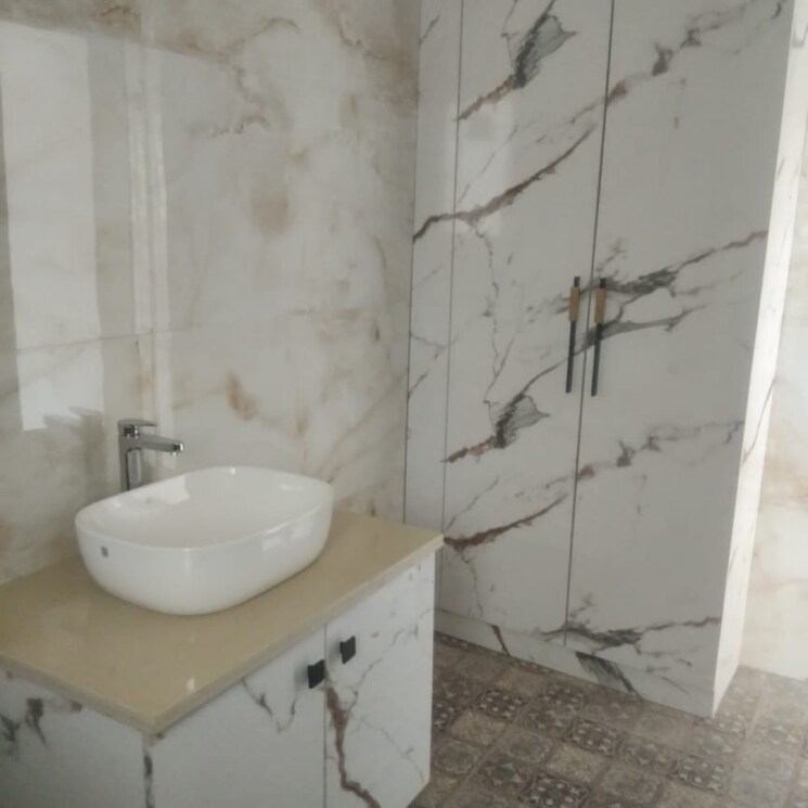 Bathroom, sector 9 1 Bedroom 1100 Sq.Ft. Builder Floor In Sector 9 Gurgaon 9185637