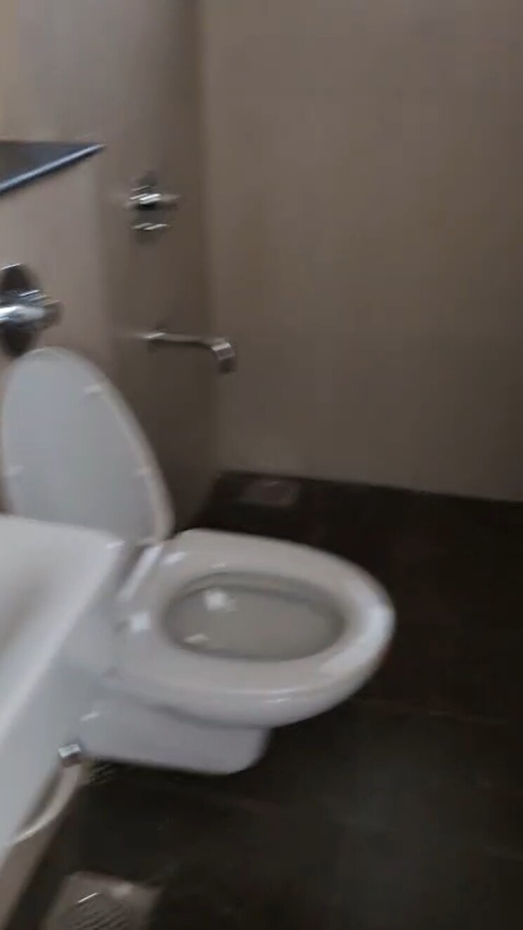 Bathroom, runwal-sanctuary 2 Bedroom 643 Sq.Ft. Apartment In Mulund West Mumbai 9185662