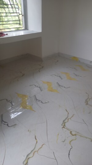 Room in 2 BHK Apartment at Sunshine Enclave New Town, New Town – for Sale