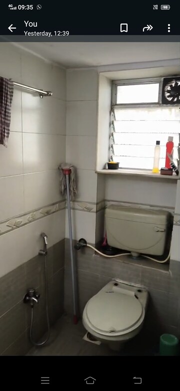 Bathroom in 1 BHK Apartment at Union House Plot 2, Mahim – for Rent