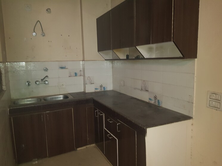 Kitchen, shri-ram-plaza-vaishali 1.5 Bedroom 700 Sq.Ft. Builder Floor In Vaishali Sector 4 Ghaziabad 9185703