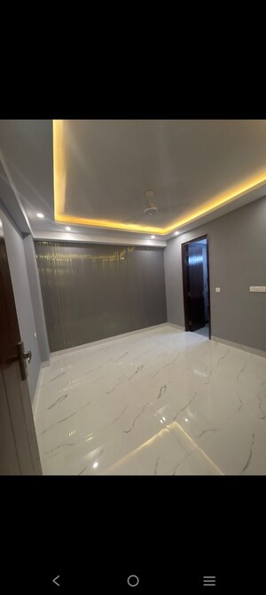 Furnished Amenities in 3 BHK Builder Floor at Saket – for Sale