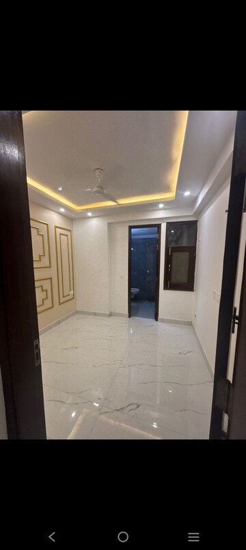 Building Lobby in 3 BHK Builder Floor at Saket – for Sale