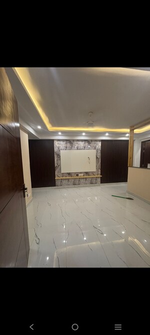 Bedroom in 3 BHK Builder Floor at Saket – for Sale