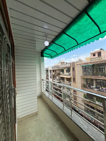 Balcony in 3 BHK Builder Floor at Dwarka Mor – for Rent