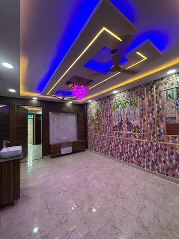 Living Room in 3 BHK Builder Floor at Dwarka Mor – for Rent