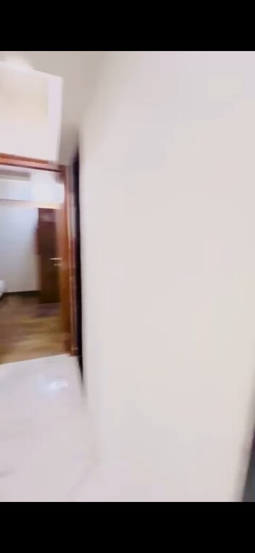 Room in 2 BHK Apartment at The Baya Victoria, Byculla – for Rent