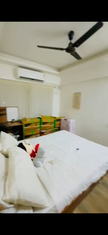 Team Area in 2 BHK Apartment at The Baya Victoria, Byculla – for Rent