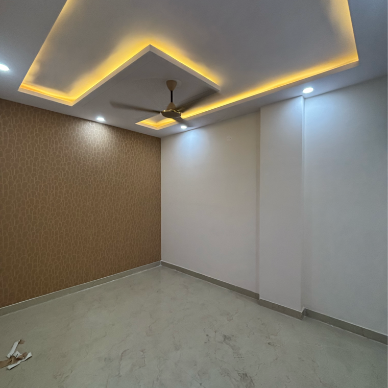Room, dwarka mor 3 Bedroom 1000 Sq.Ft. Builder Floor In Dwarka Mor Delhi 9185750