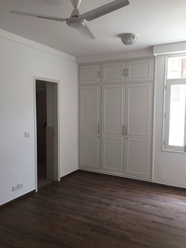 Room, hauz khas enclave 3 Bedroom 2800 Sq.Ft. Builder Floor In Hauz Khas Enclave Delhi 9185774